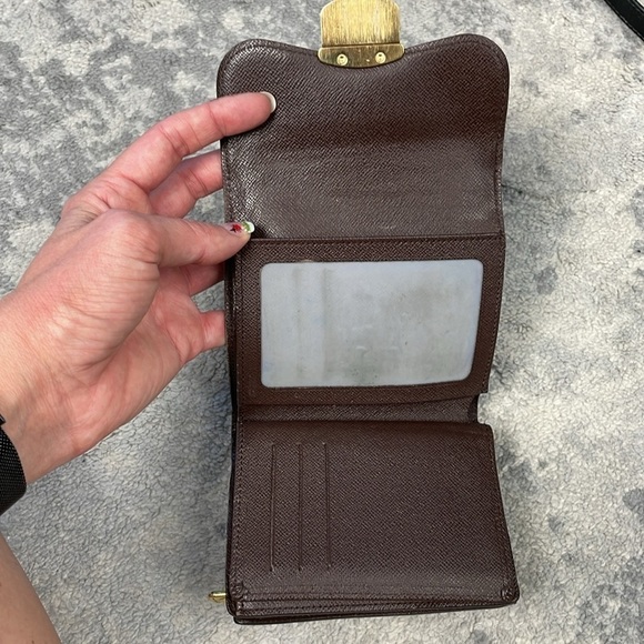 Rare Louis Vuitton Damier Ebene Joey Wallet Press Lock Compact Check - Picture 8 of 17